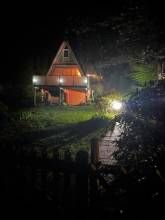 Ferienhaus bei Nacht