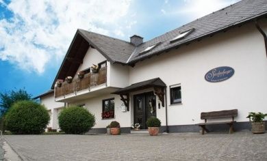 Starkenburger Hof - Weingut & Gästehaus