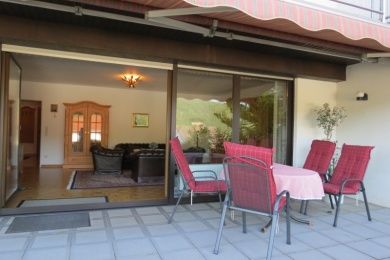 BARRIEREFREIE FERIENWOHNUNG LAVENDEL MIT PFLEGEBETT, MOSELBLICK, für Gäste mit eingeschränkter Beweglichkeit -  Rollstuhlfahrer -   kostenloses WLAN - Ferienweingut