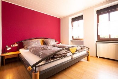 Weinhaus Dawen-Weibler - Gästezimmer & Straußwirtschaft direkt am Saar-Hunsrücksteig