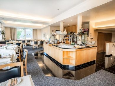 Hennedamm Hotel