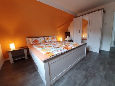 Ferienhaus und Ferienwohnungen Pfalzperle