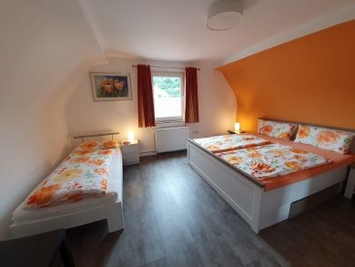 Ferienhaus und Ferienwohnungen Pfalzperle