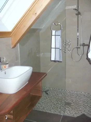Ferienwohnungen und Gästezimmer Ehrhardt