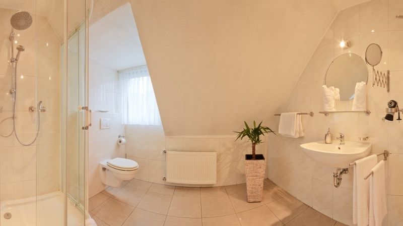 Weingut & Gästehaus Alexanderhof in Leiwen an der Mosel