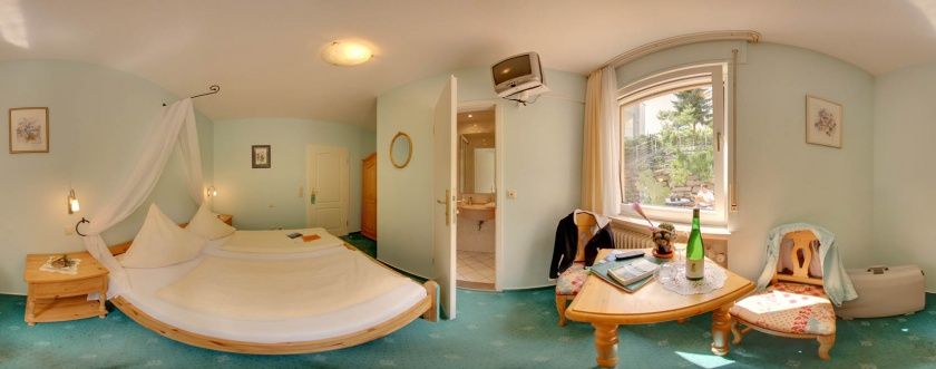 Komfort-Doppelzimmer im Hotel Villa Tummelchen