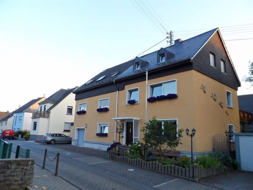 Ferienwohnung Ludwig – Großzügige Nichtraucher-Wohnung mit Balkon