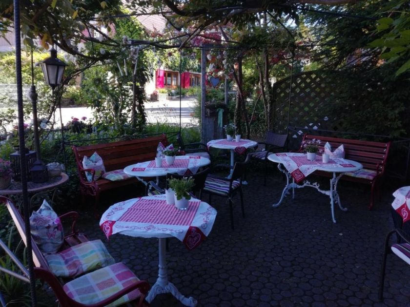 Kunscht-Hotel Alte Schreinerei-Auberge Harlekin