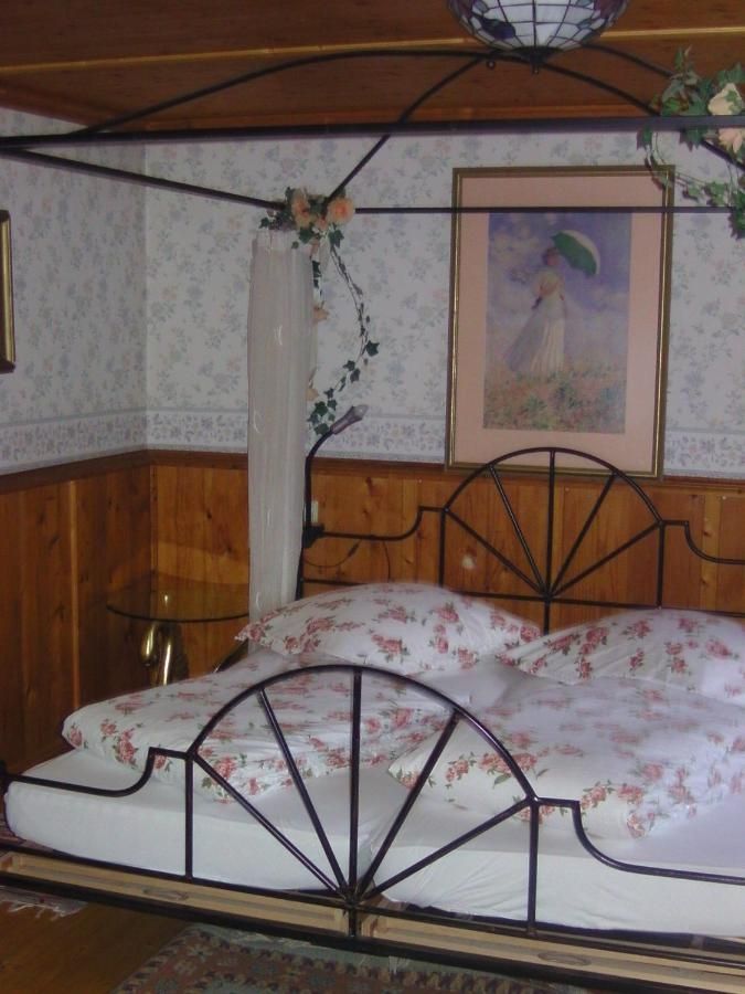 Kunscht-Hotel Alte Schreinerei-Auberge Harlekin