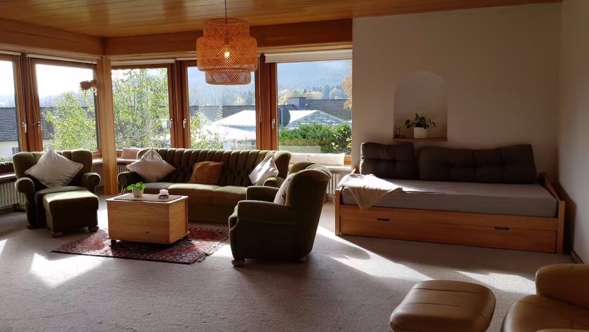 Große Wohnung mit Balkon Sulzbergblick