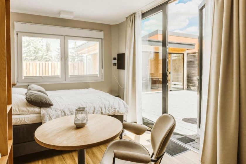 Modernes Tiny House Diva am Weingut