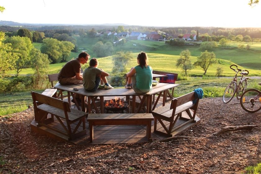 Baumpalast Baumhaushotel Rosenberg