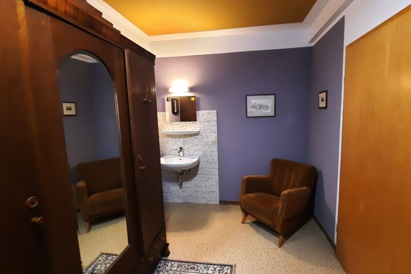 Gruppenhaus - Nachtschatten