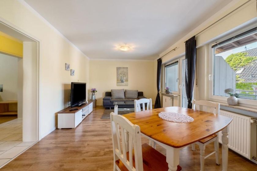 Pension, Ferienwohnungen und Restaurant Golsong