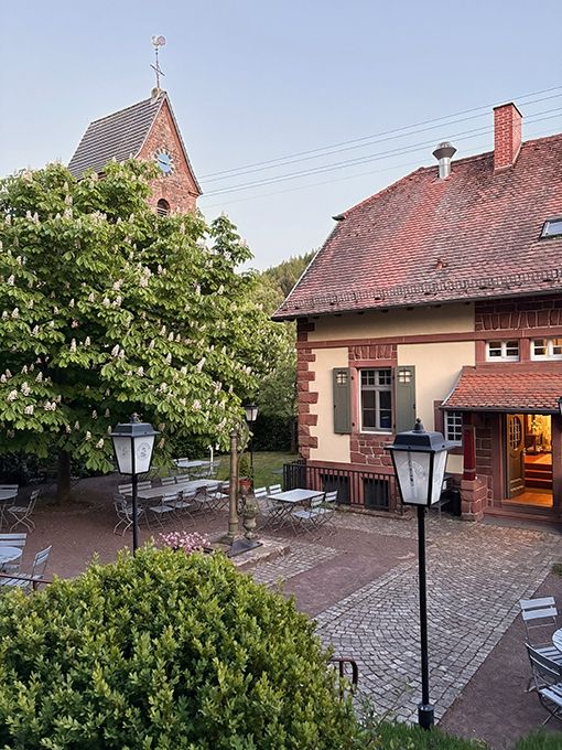 Biergarten im Hinterhof