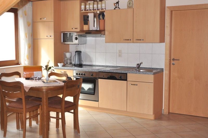 Küchen- und Eßbereich 