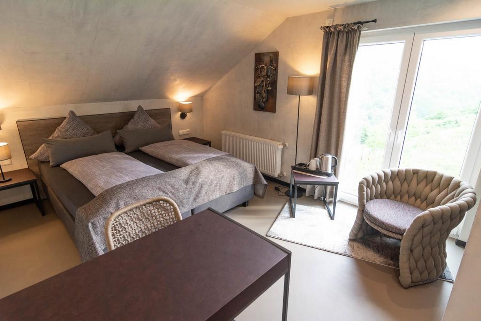 Restaurant - Hotel - Weingut Kapellenhof