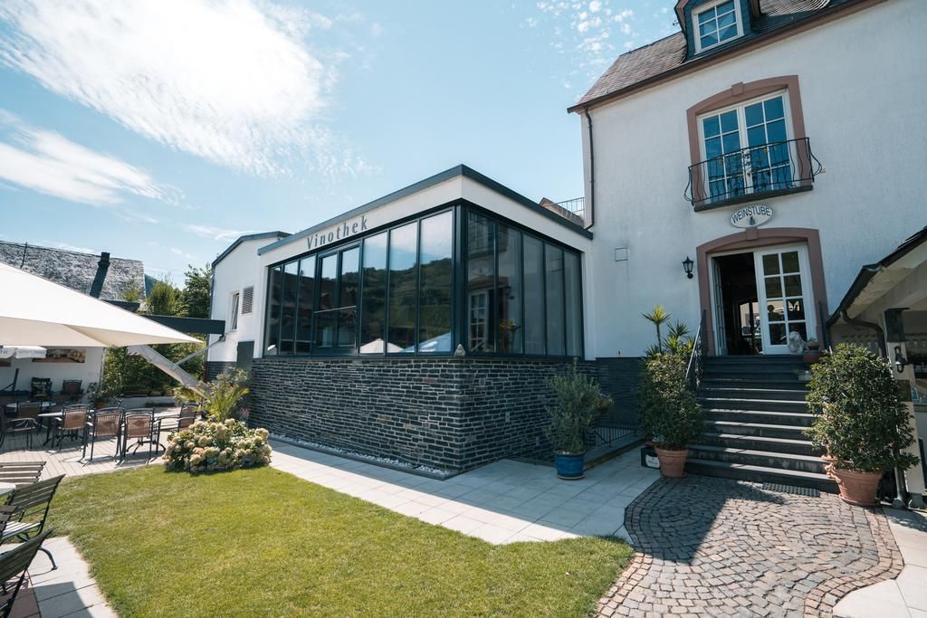 Weingut Lehnert-Veit - Gästezimmer - Straußwirtschaft - Moselgarten