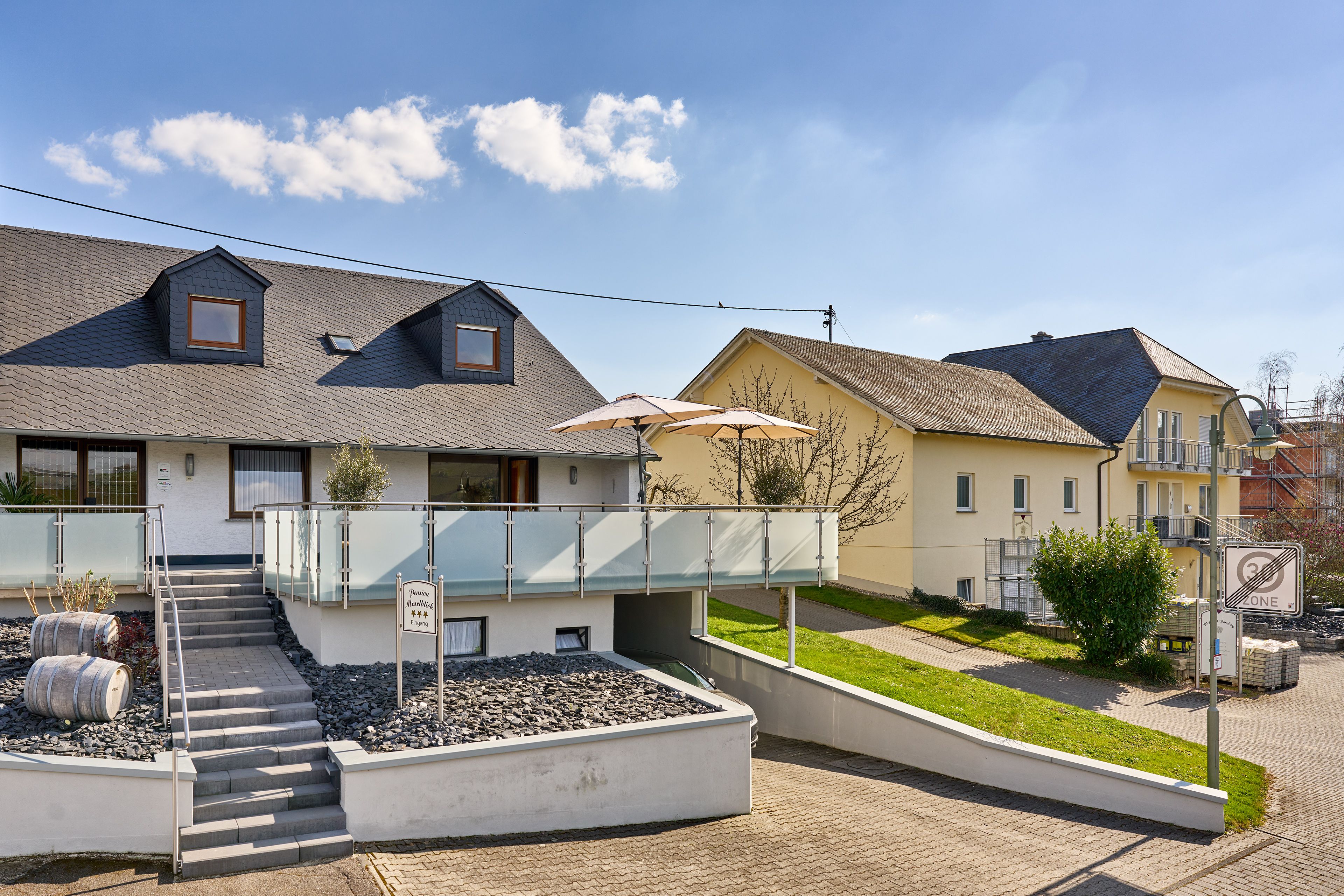 Ferienweingut Boujong & Pension Moselblick