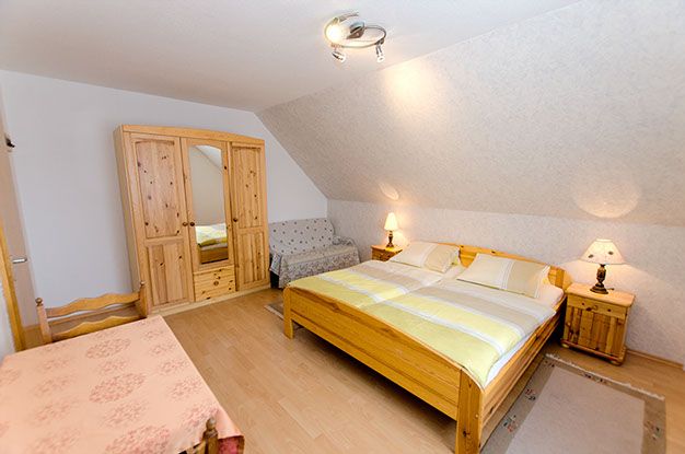 Haus Feldbergblick - Ferienwohnung & Appartement