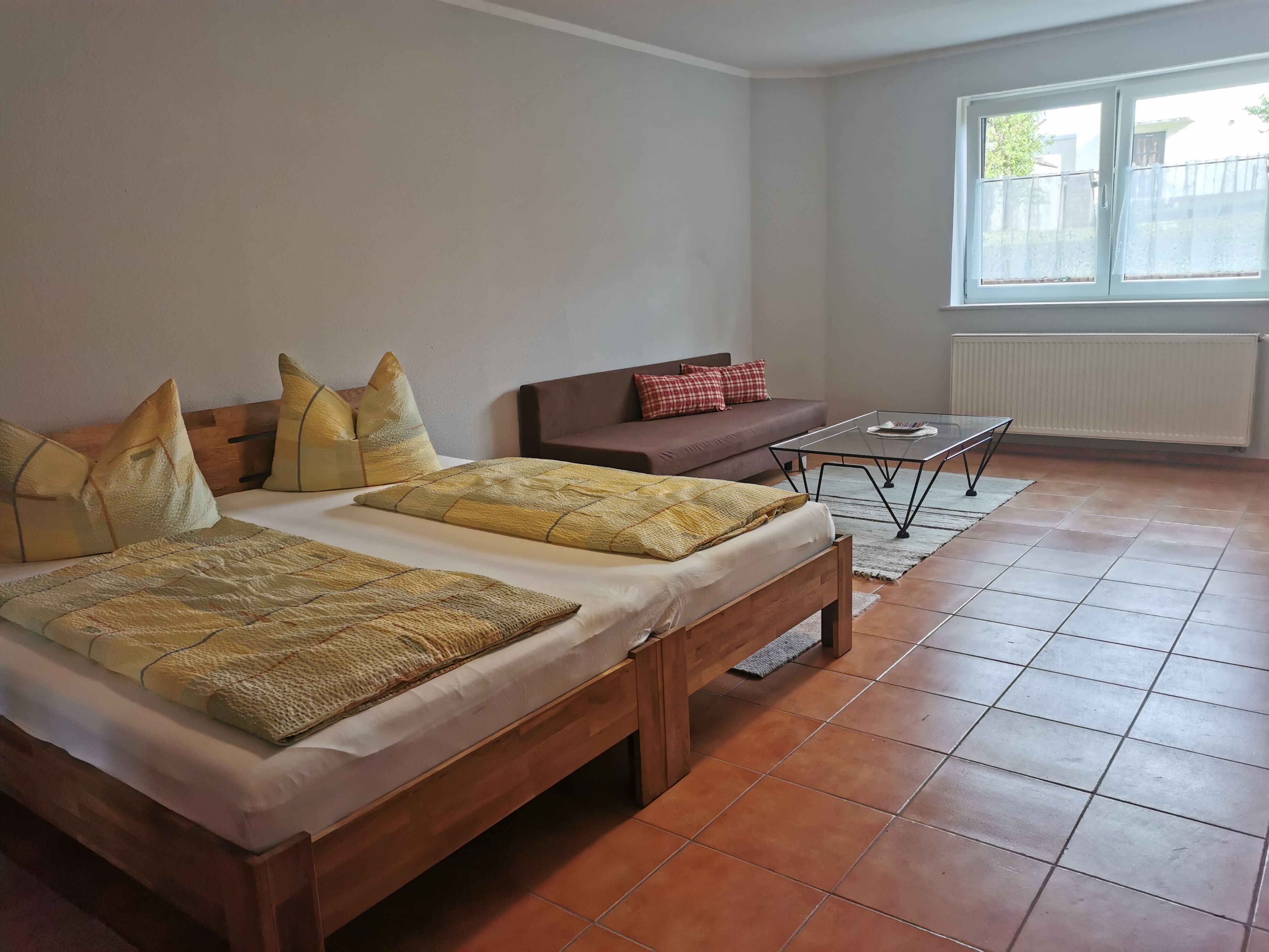 Wohn/-Schlafzimmer Fewo